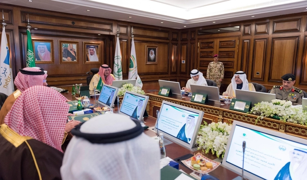 الأمير محمد بن نايف خلال ترؤسه اجتماع اللجنة الوطنية لمكافحة المخدرات اليوم (واس)