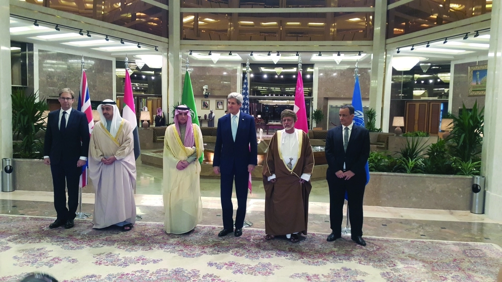 من اللقاء المشترك                                                                                                                     (مكة)