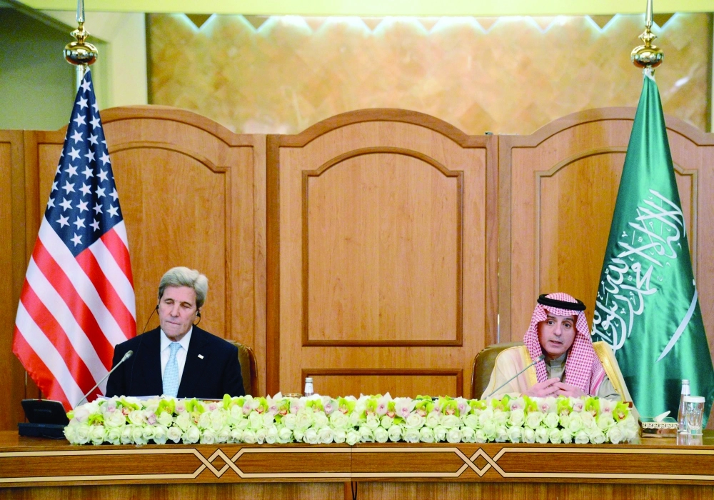 عادل الجبير وجون كيري خلال المؤتمر الصحفي