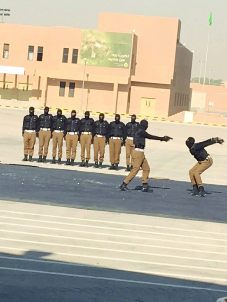 إحدى آليات افتكاك السلاح من العدو