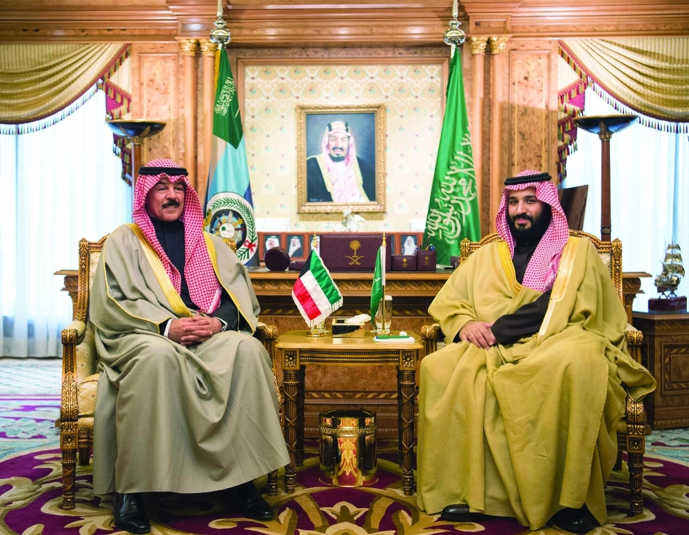 .. ولدى بحث العلاقات في المجالات الدفاعية ومستجدات الأوضاع            (بندر الجلعود)  