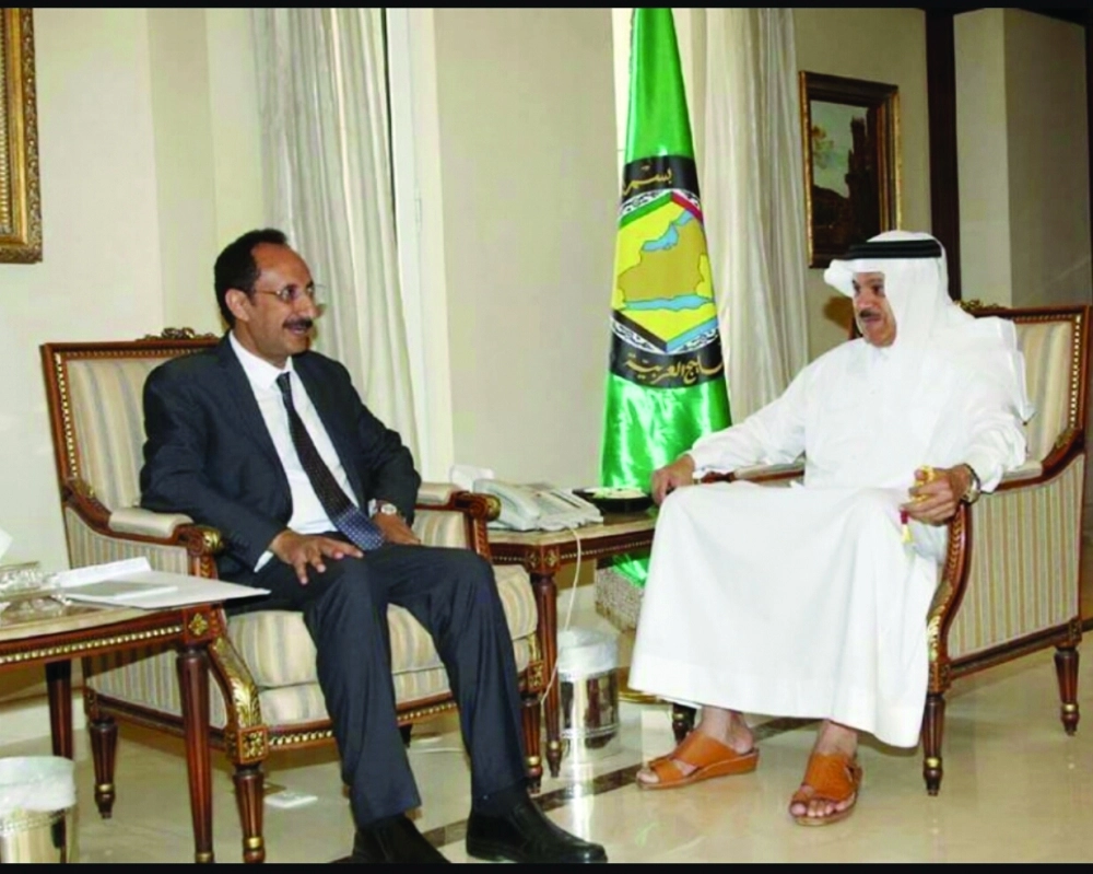 أمين عام مجلس التعاون مستقبلا وزير حقوق الإنسان اليمني بالرياض             (سبأ نت)