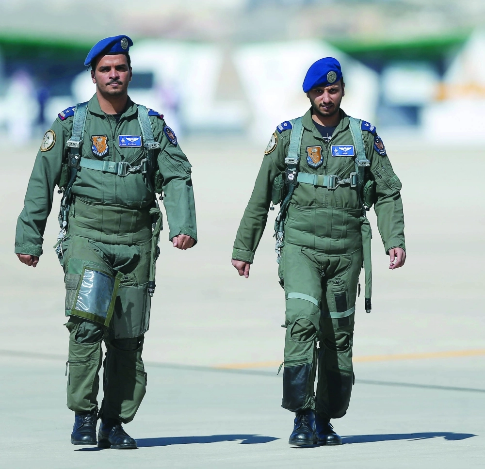 قائدا الطائرة الجديدة F15-SA