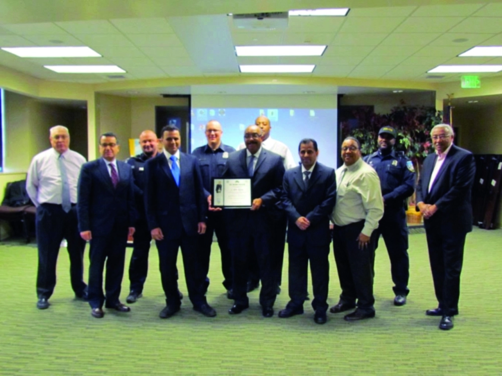 أثناء زيارة مدير شرطة جامعة وين ستيت