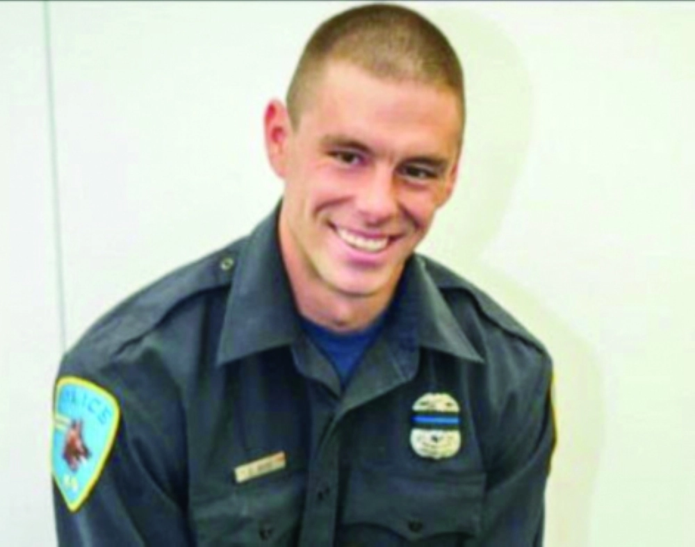 الشرطي القتيل