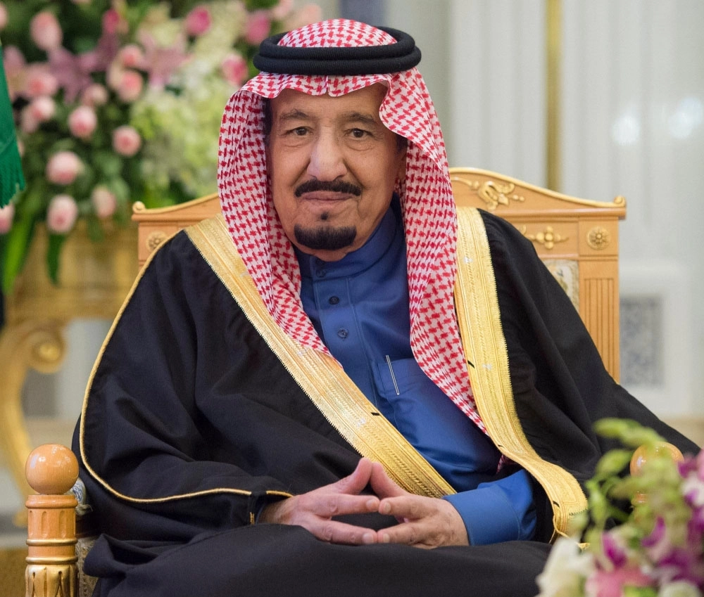 الملك سلمان خلال اللقاء