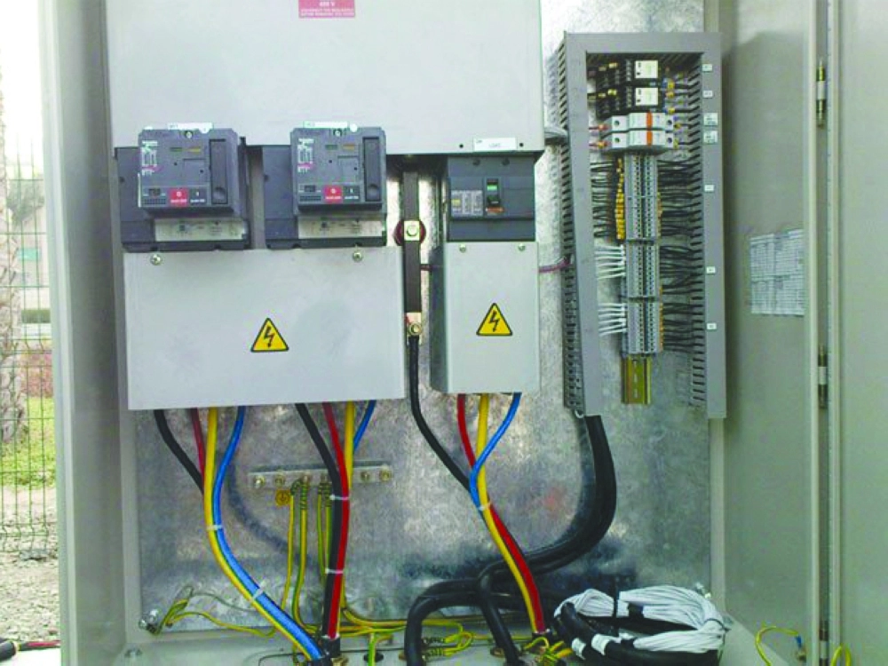 تمديدات كهربائية في مبنى جديد                             (مكة)