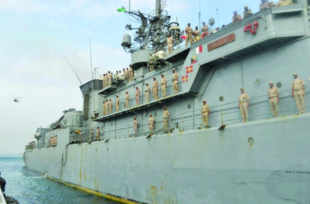 الفرقاطة السعودية لدى وصولها قاعدة الملك فيصل البحرية بالأسطول الغربي في جدة   (واس)