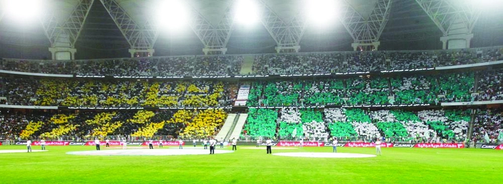 جمهور الاتحاد والأهلي في قمة الجولة الـ17 للدوري                                                               (مكة)