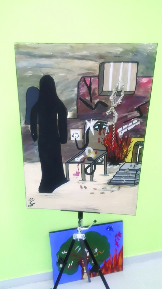 من لوحات النزيلات  