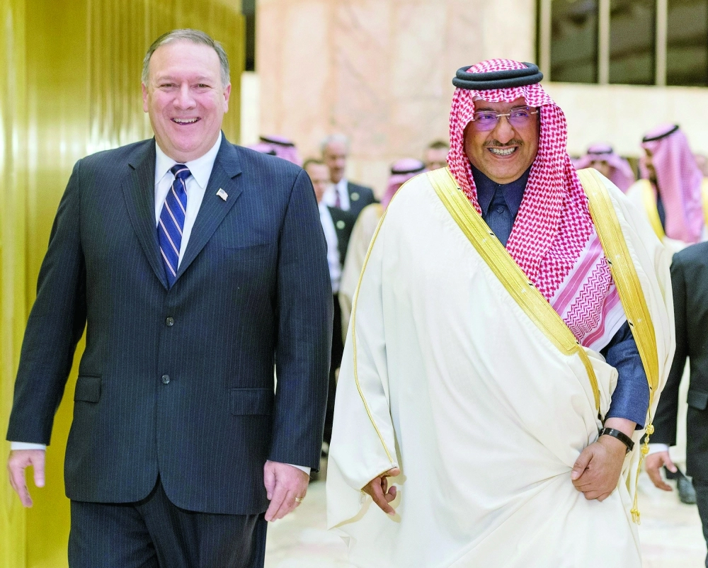 الأمير محمد بن نايف ومايكل بومبيو أمس 