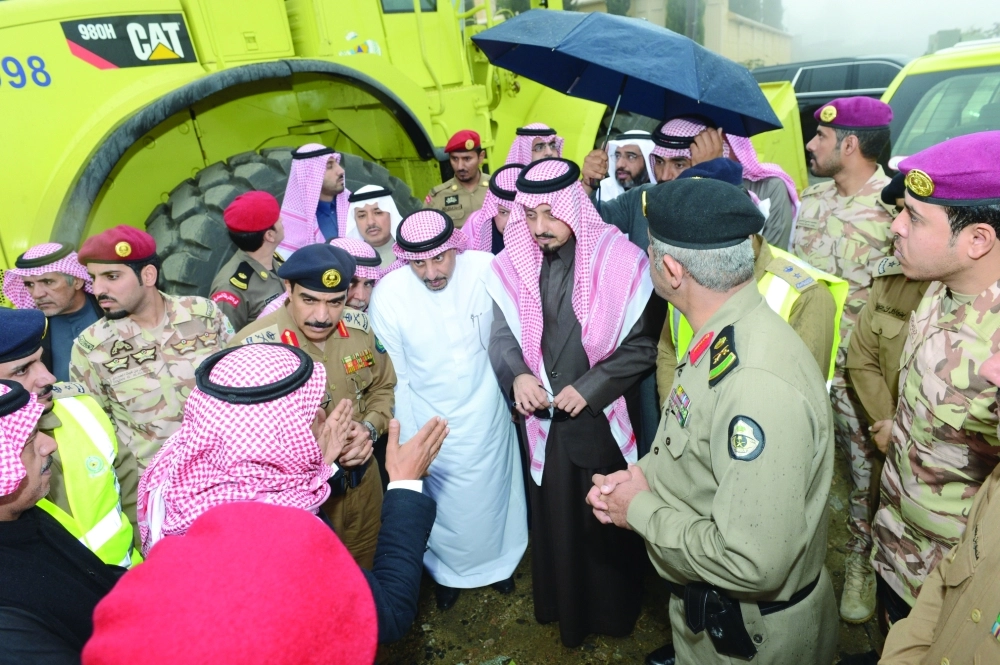 فيصل بن خالد خلال الجولة (مكة)