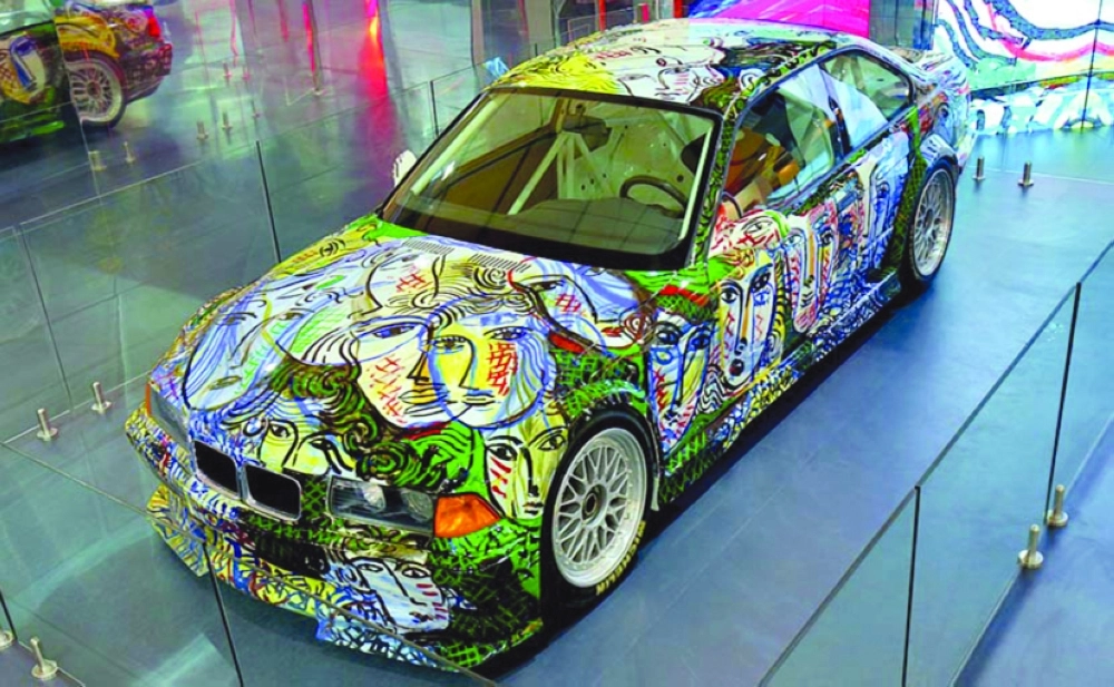 السيارة وعليها النقوش الفنية   (NDTV)