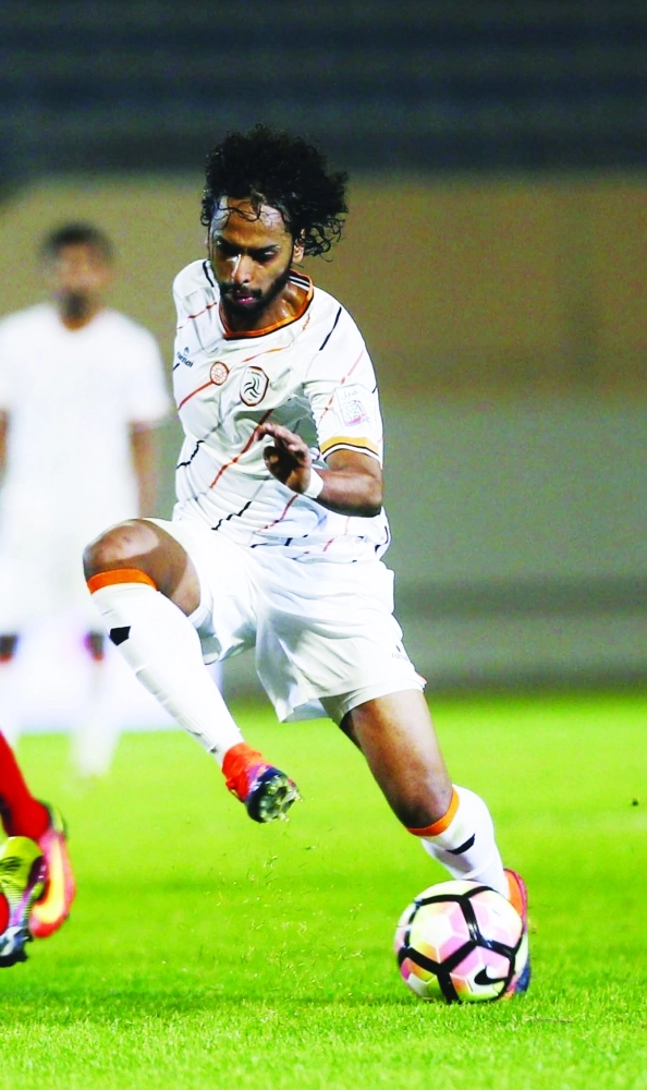 لاعب الشباب عبدالمجيد الصليهم