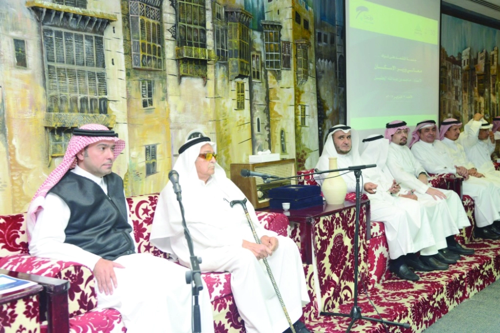 الحقيل وكامل خلال اللقاء                                                             (مكة) 