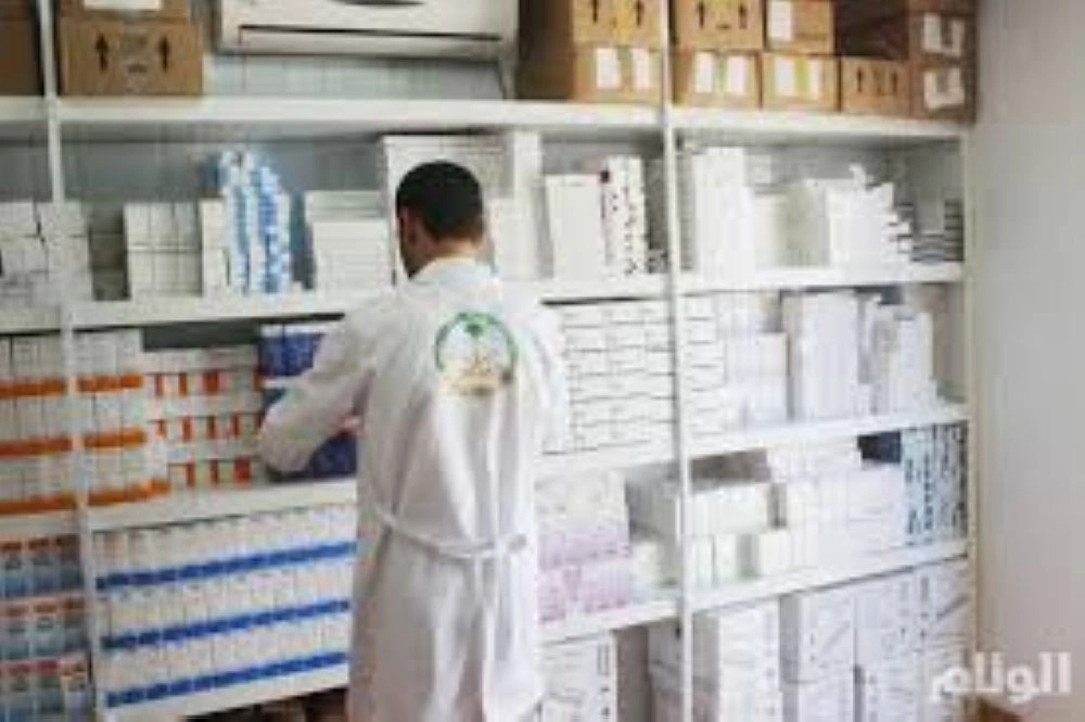  أدوية في صيدلية المخيم  (واس)