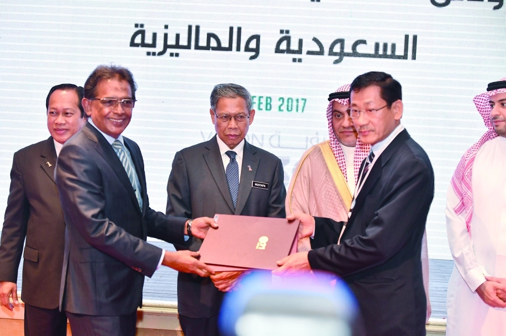 خلال تبادل الاتفاقيات