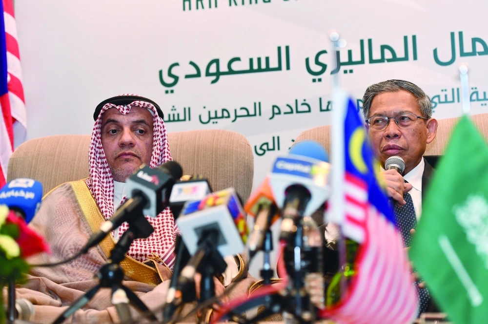 داتو سري والغسان خلال اللقاء 