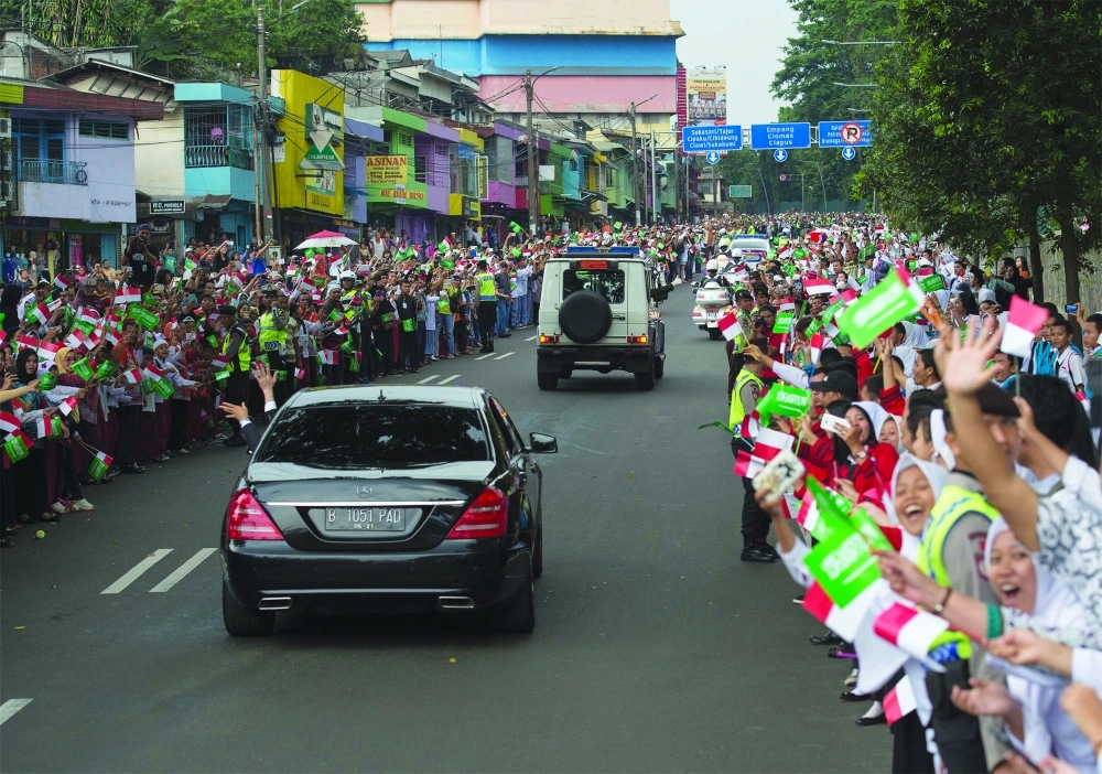 ترحيب شعبي بمقدم خادم الحرمين