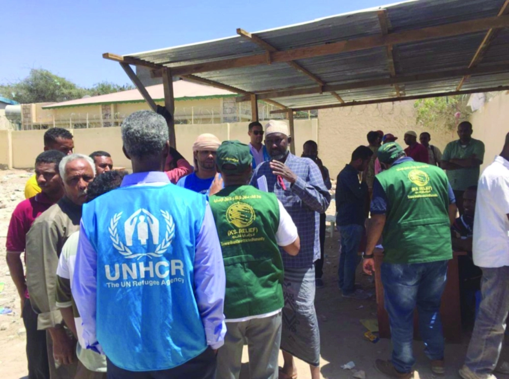 فريق من مركز الملك سلمان يتفقد مشاريع في الصومال                                       (واس)