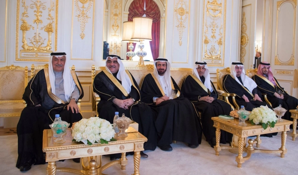 إبراهيم العساف وعادل فقيه وتوفيق الربيعة وعلي الغفيص ونزار مدني وتميم السالم 