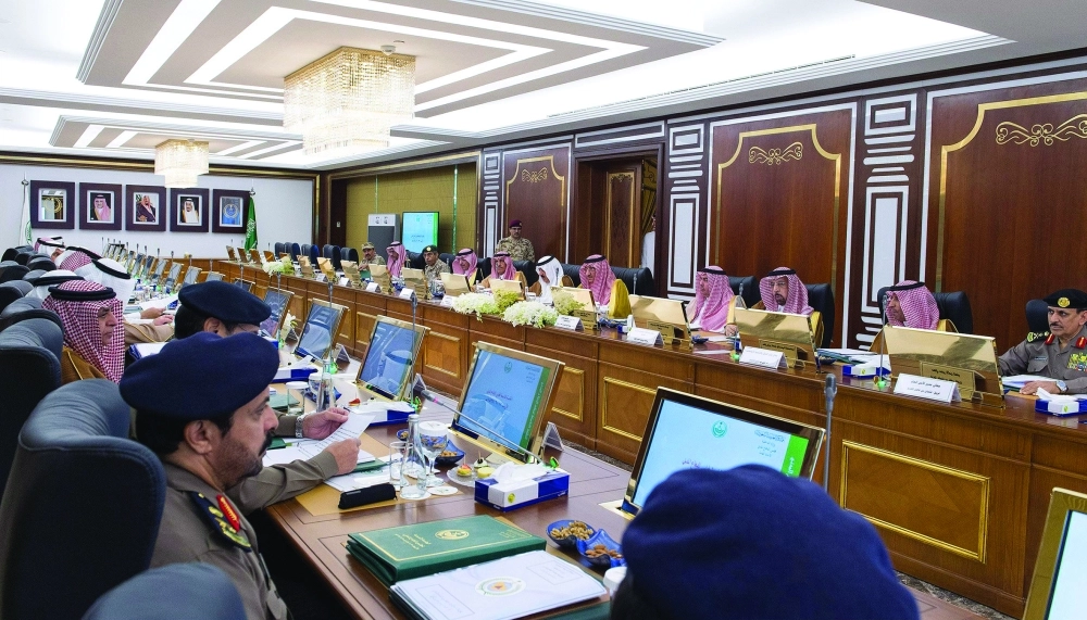 من أعمال جلسة مجلس الدفاع المدني