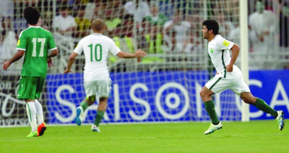 يحيى الشهري محتفلا بهدفه (علي القرني)