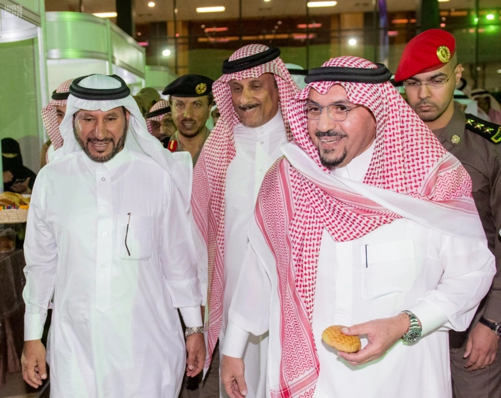 000-3221977211490880419004