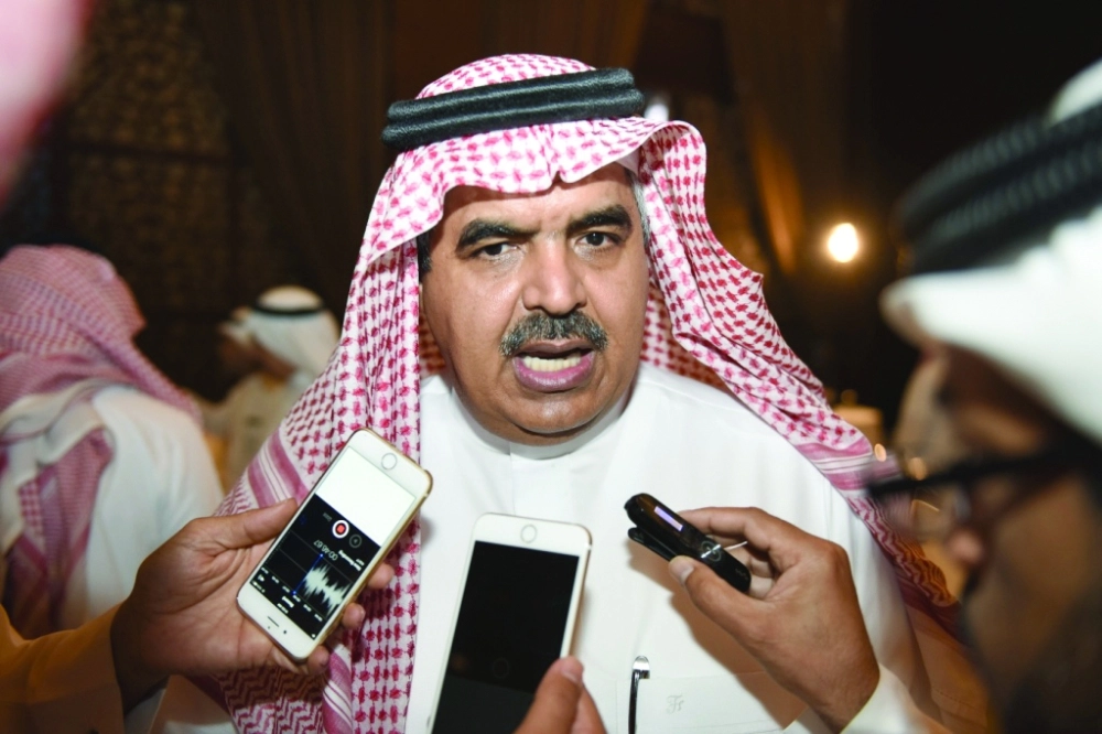 السكيت يتحدث للصحفيين على هامش المناسبة