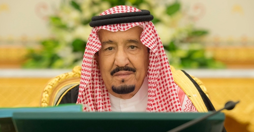 خادم الحرمين مترئسا الجلسة