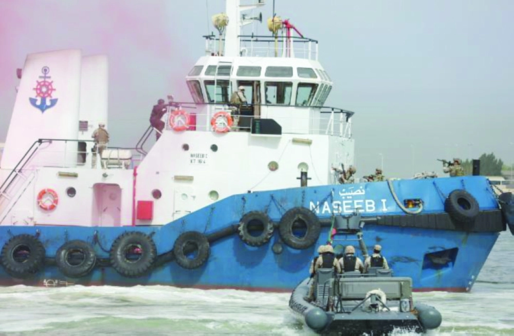 من مناورات حسم العقبان 2017 في الكويت     (واس)