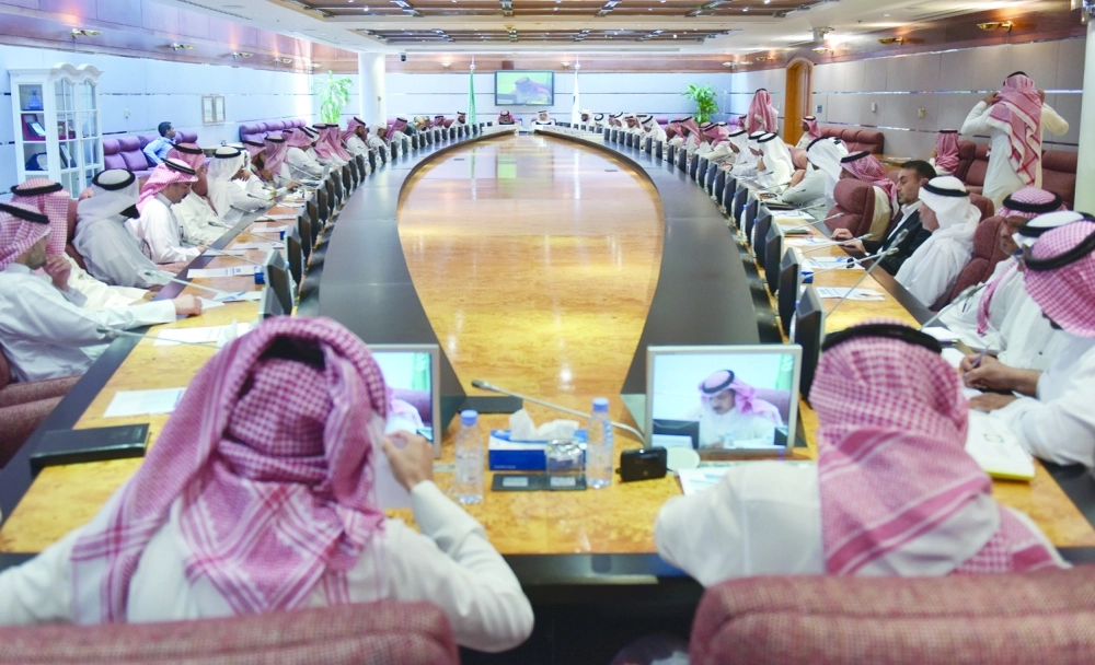 جانب من اللقاء أمس (مكة)