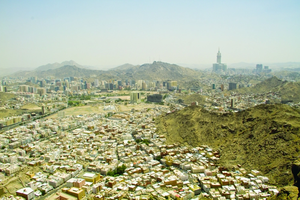 علوية لمدينة مكة من منتصف الطريق الصاعد لجبل النور                           (أنس الحارثي)