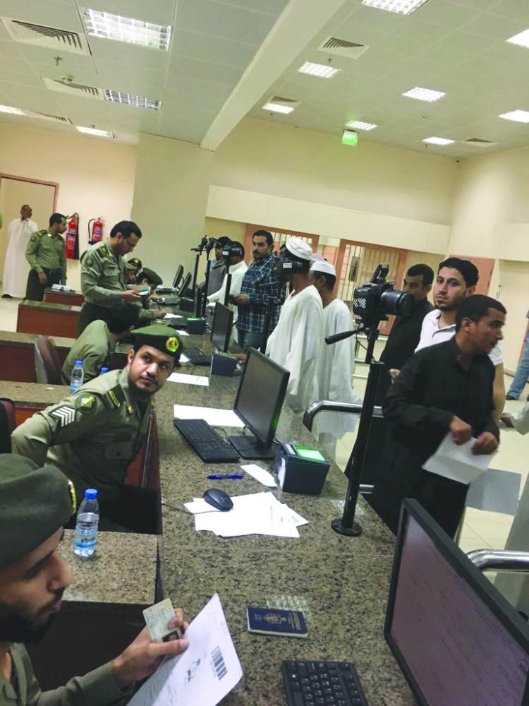 مغادرون ينهون إجراءاتهم بإيواء الشميسي (مكة)