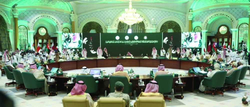 وزراء الداخلية والخارجية والدفاع الخليجيون خلال اجتماعهم برئاسة الأمير محمد بن نايف (محمد مشهور) 