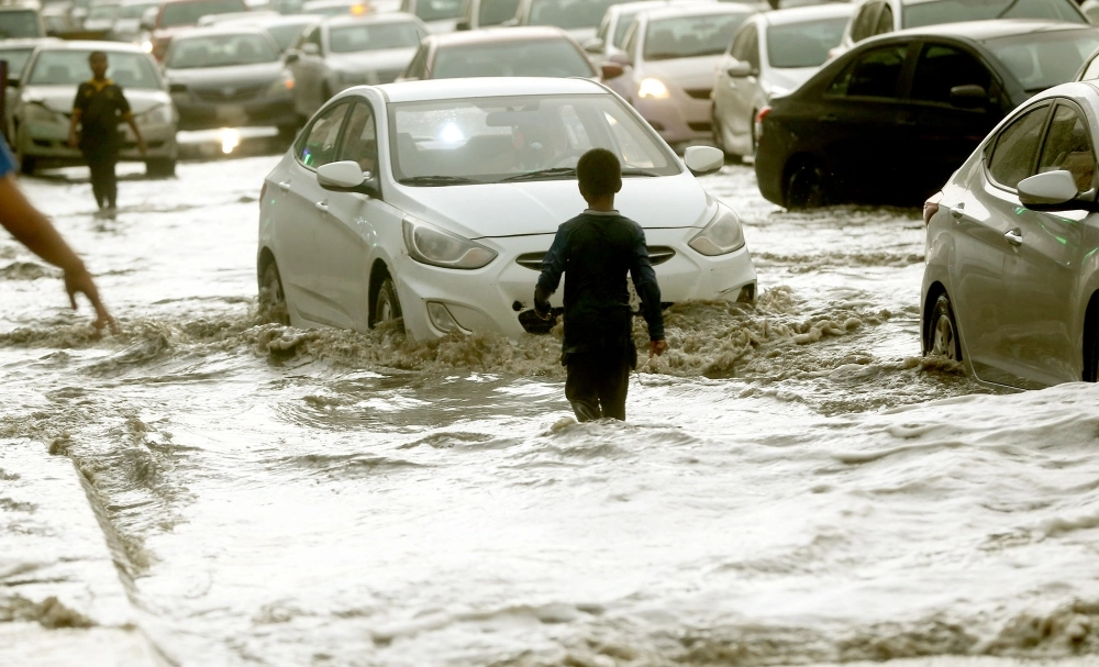 أمطار جدة (علي القرني)