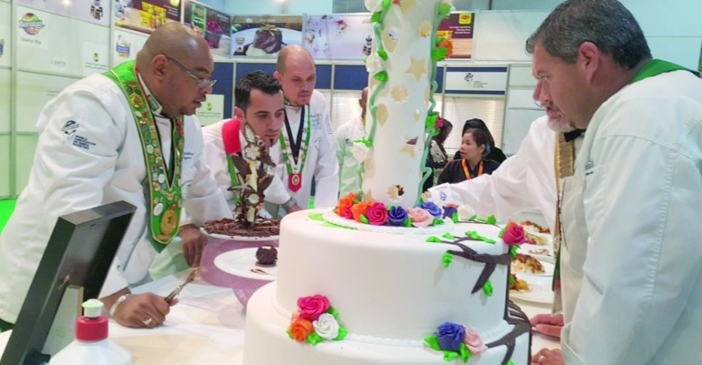 طهاة مشاركون في المسابقة                                                     (واس)