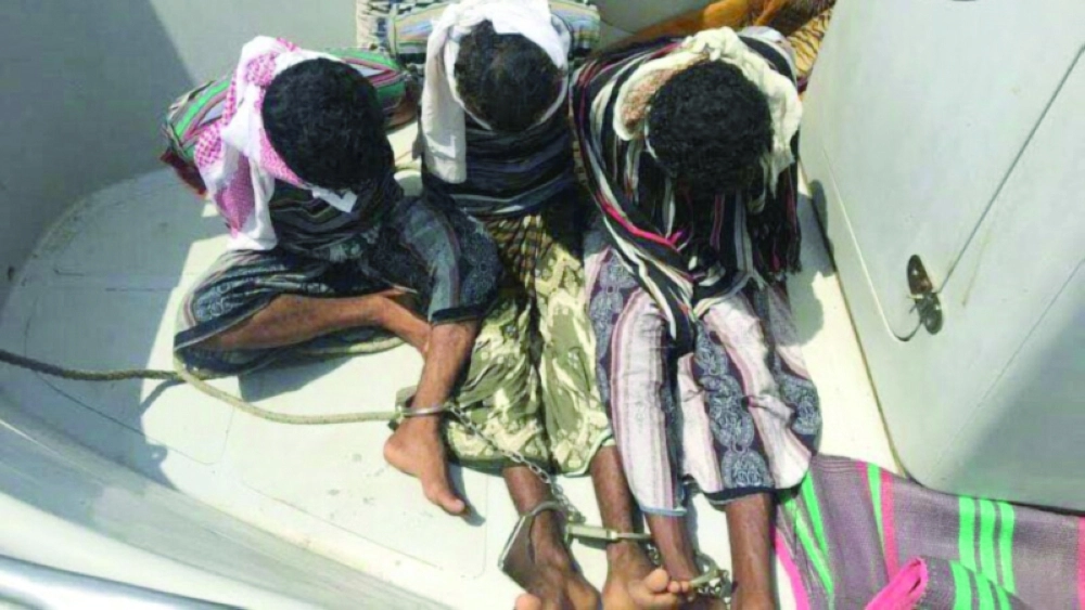 المهربون في قبضة رجال حرس الحدود