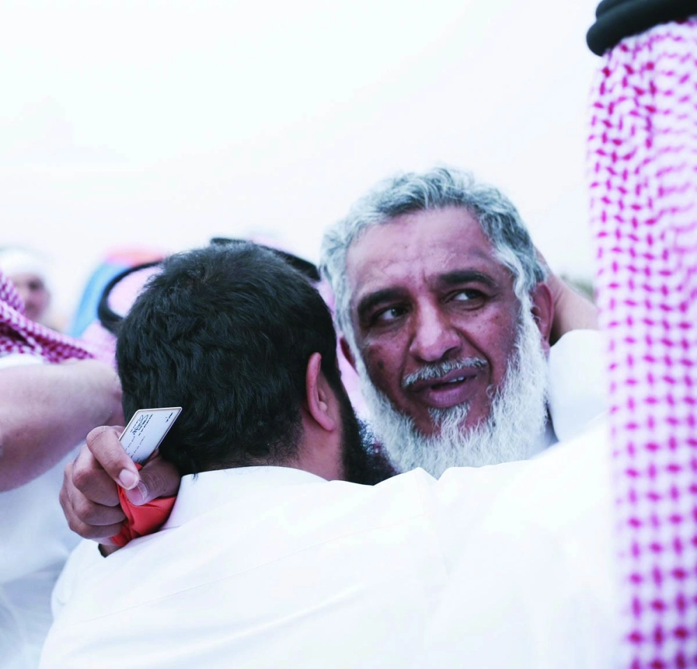 سعود الشلهوب يتلقى التهاني بالتأهل