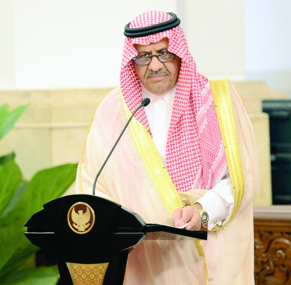 خالد بن سلطان خلال الحفل 