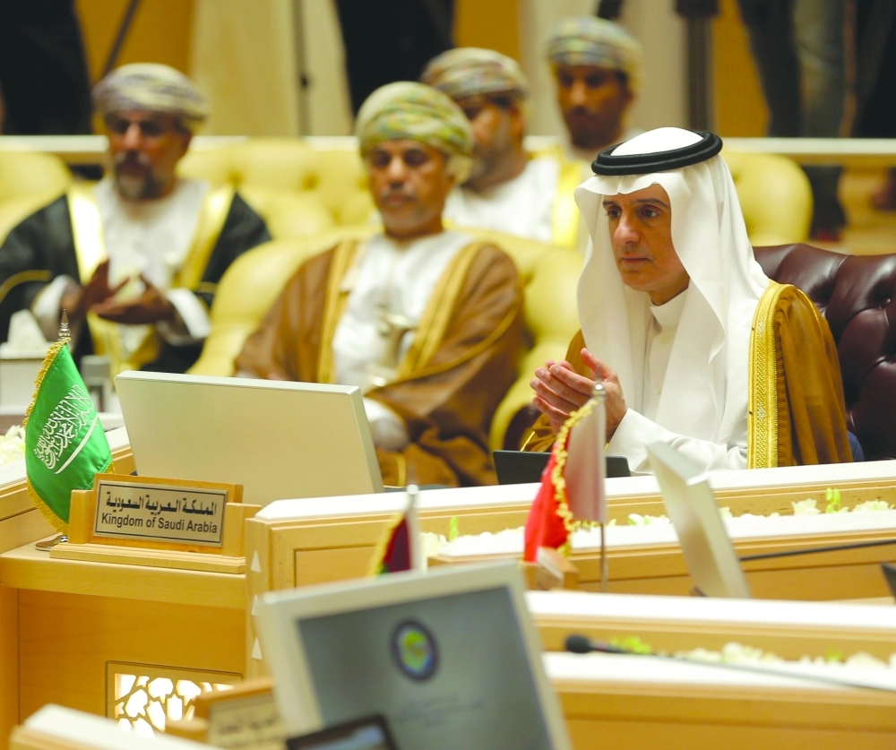 الجبير في اجتماع وزراء خارجية الخليج بالرياض أمس             