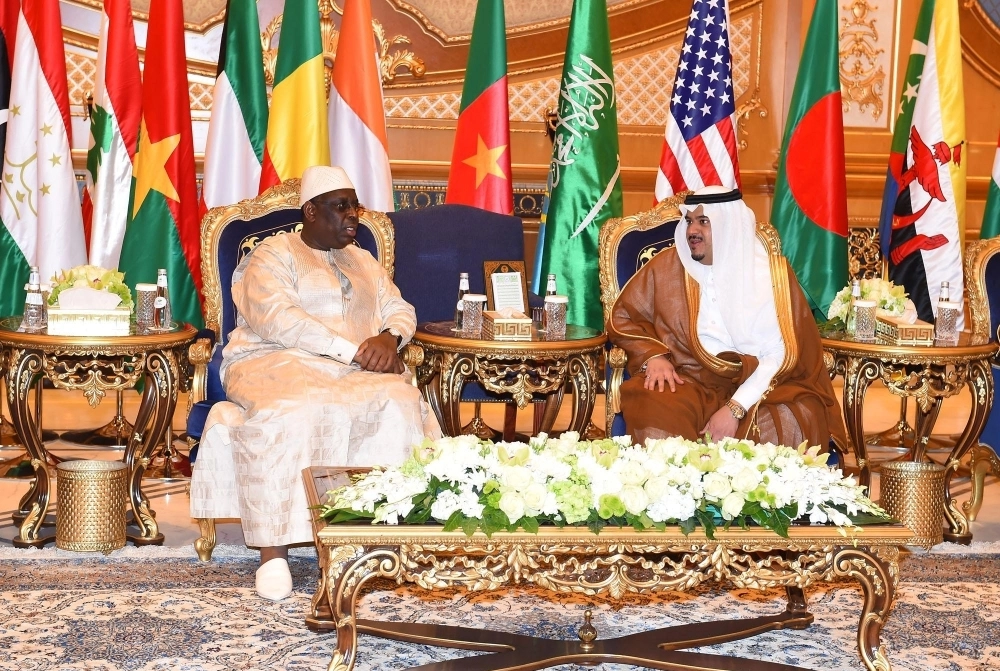 رئيس جمهورية السنغال ماكي صال لدي وصوله الرياض (واس)