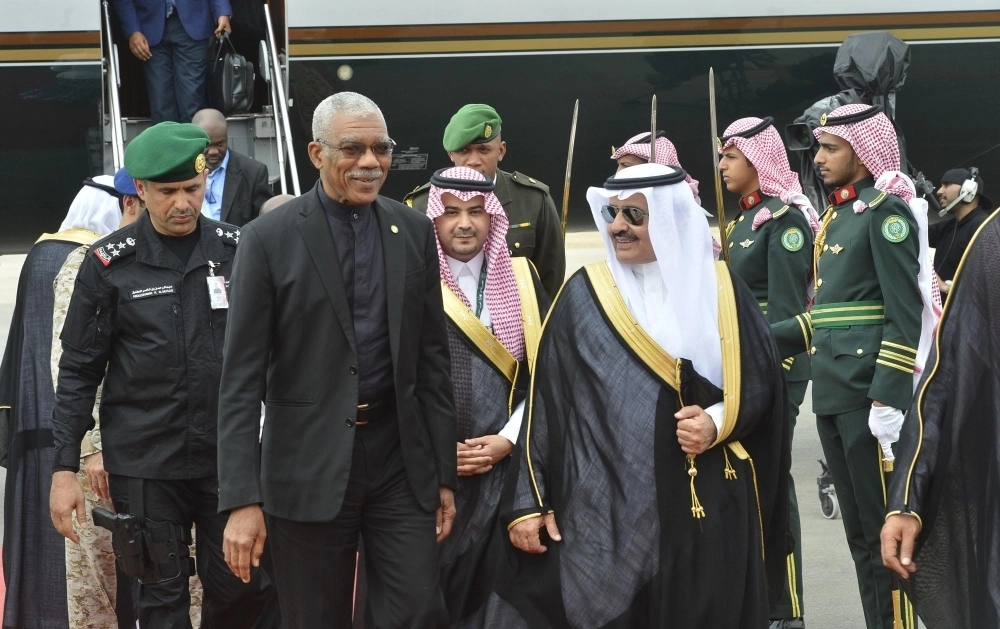 رئيس جمهورية غويانا التعاونية دافيد آرثر غرانجر لدي وصوله الرياض (واس)