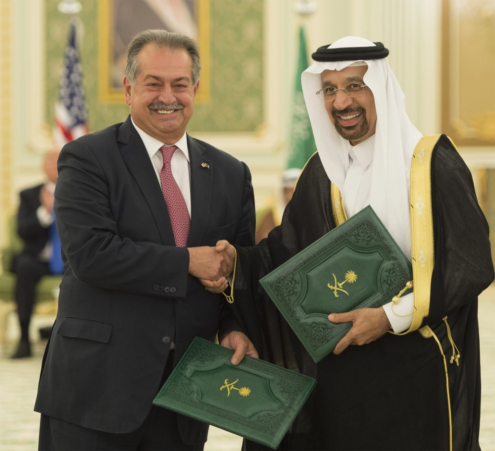 خالد الفالح واندرو ليفريز 