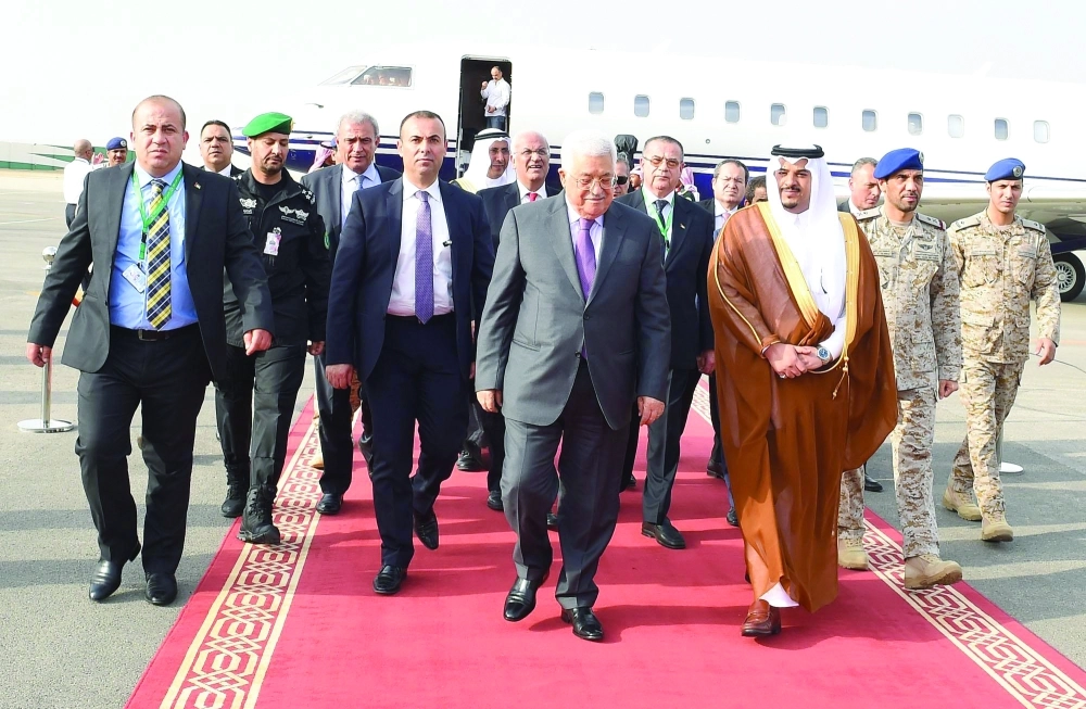 رئيس فلسطين محمود عباس لدي وصوله الرياض (واس)