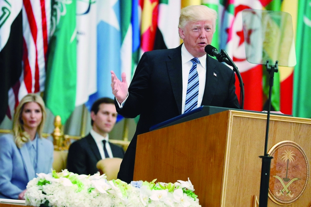 ترمب يلقي كلمته في قمة الرياض