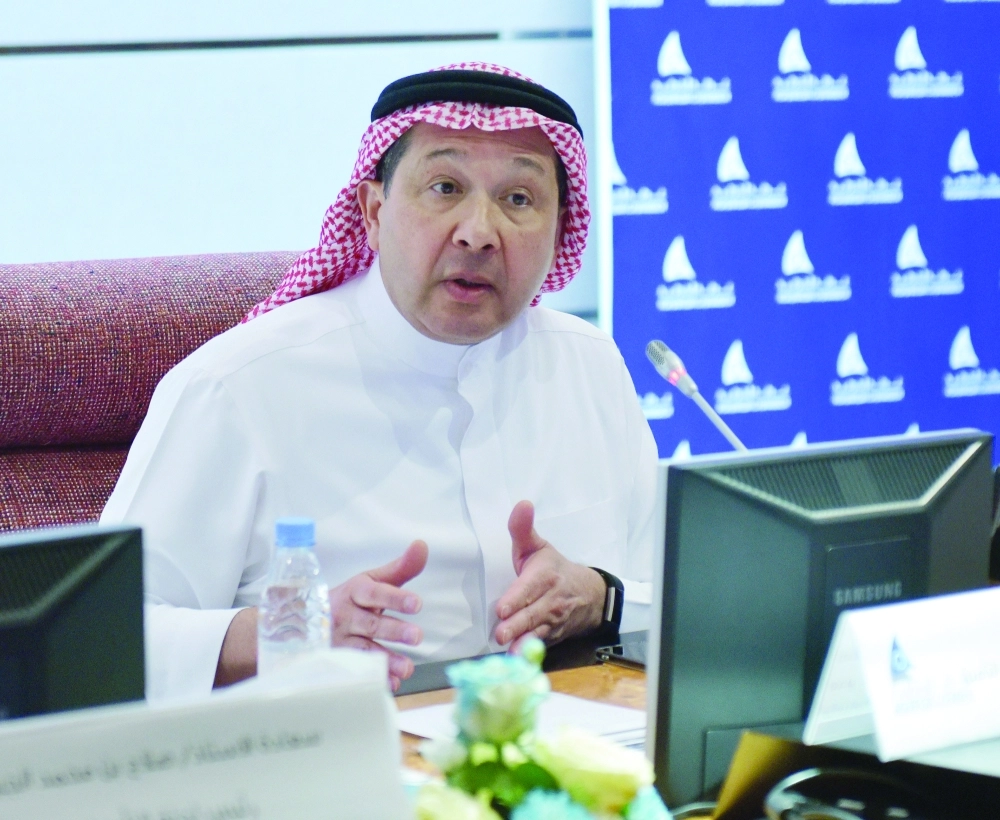 طاشكندي يتحدث في ورشة العمل                                      (مكة) 