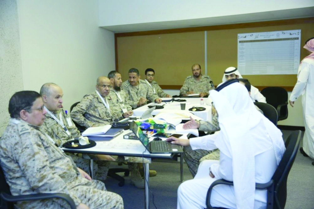 قيادات أمنية خلال ورش إعداد الميزانية (مكة)