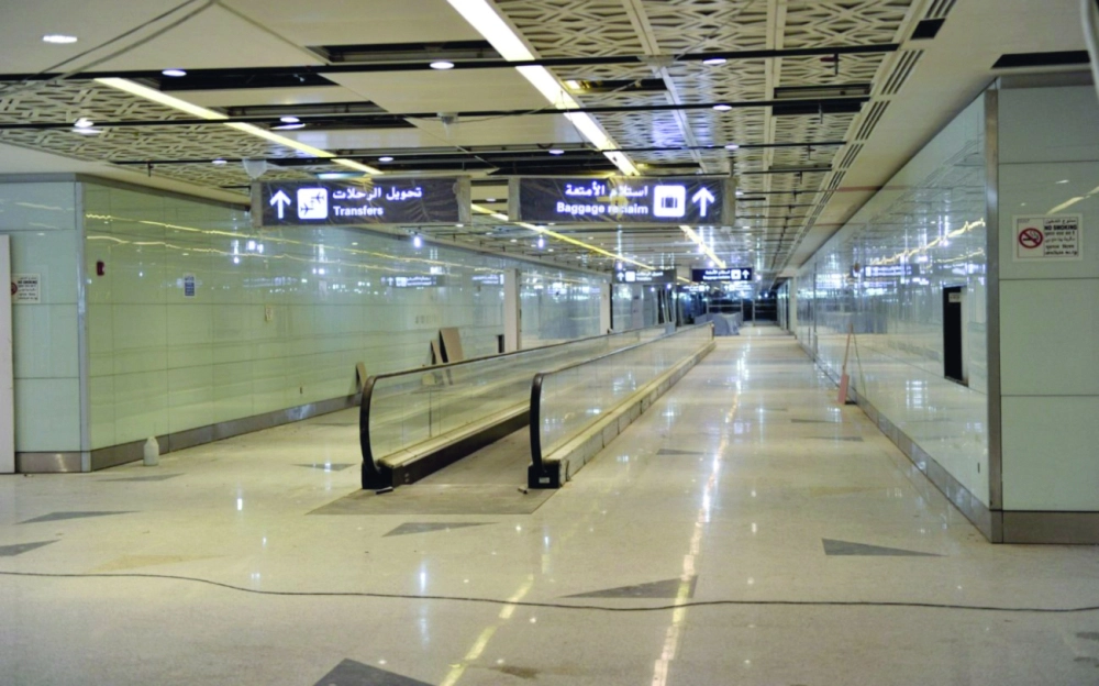 ممر في المطار الجديد   
