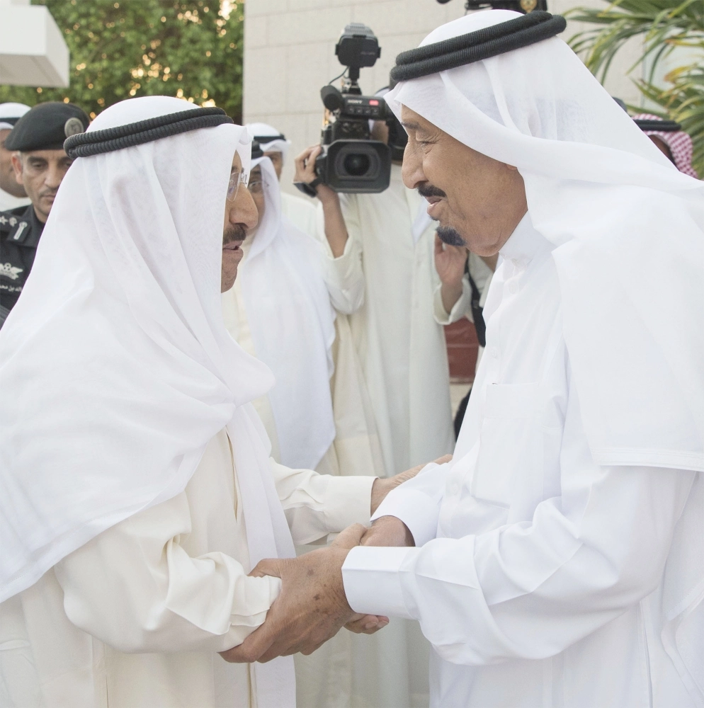 خادم الحرمين مرحبا بأمير الكويت 